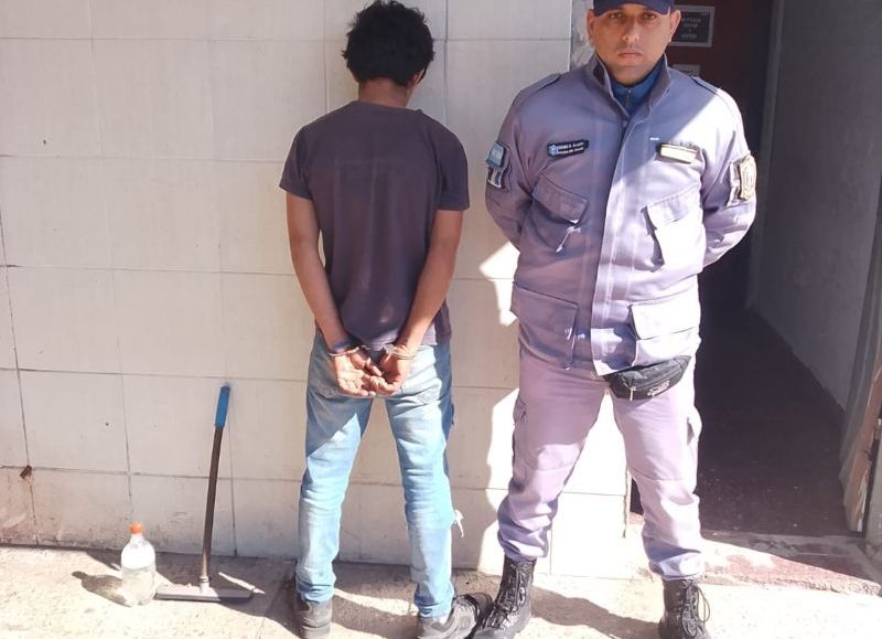 Detuvieron a tres “trapitos” que generaban molestias a automovilistas en Resistencia