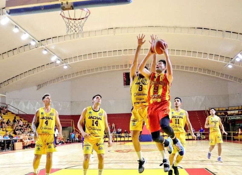 Sarmiento enfrentará a Rivadavia con la necesidad de ganar en el objetivo de mantener la categoría