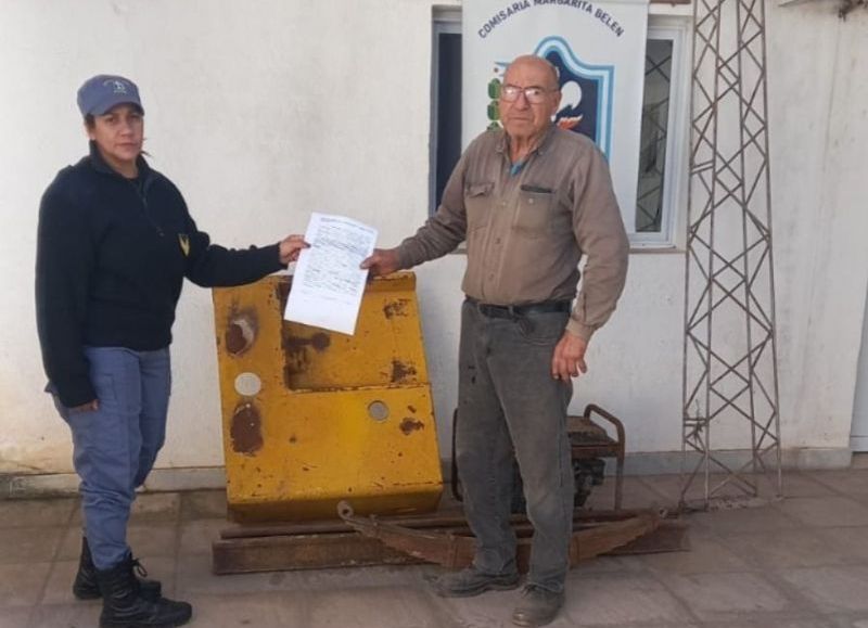Lo detuvieron intentando vender máquinas de barbería robadas en el barrio 506 Viviendas de Fontana