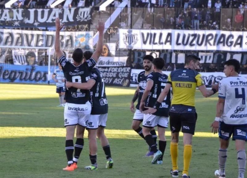 For Ever derrotó a San Telmo y volvió al triunfo después de 91 días