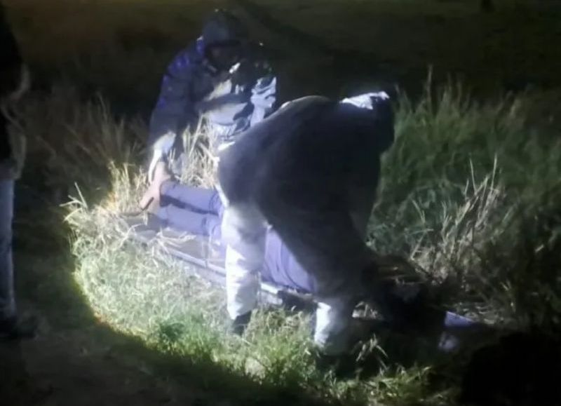 Hallaron el cuerpo de un joven en una cuneta en Tres Isletas