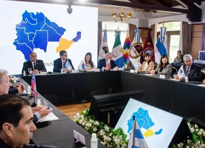 Cuesta planteó que la agenda de la gente tiene que ser la prioridad del Parlamento del Norte Grande