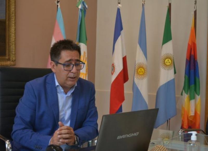 El intendente Martínez participó de un encuentro sobre políticas ambientales