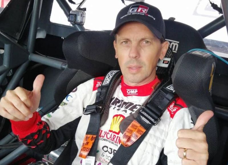 Augusto Carinelli se suma con un Renault al Turismo Carretera 2000