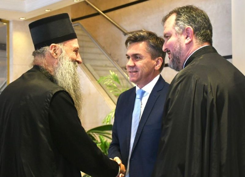 Zdero mantuvo un encuentro protocolar con representantes de la Iglesia Ortodoxa Serbia