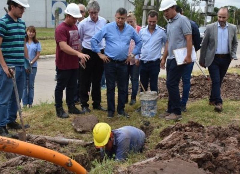 Gas natural: Peppo supervisó el avance de obras y anunció la licitación de la estación reguladora