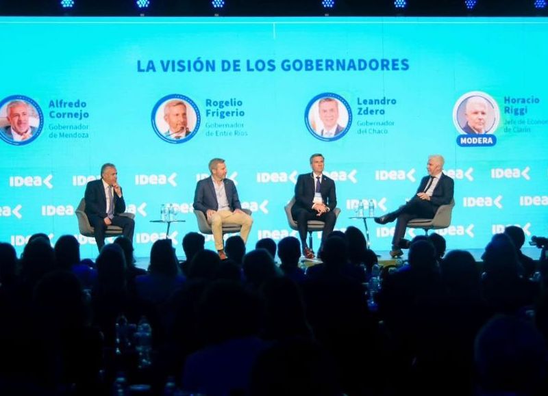 Zdero expuso en el panel "La visión de los gobernadores" del Coloquio IDEA