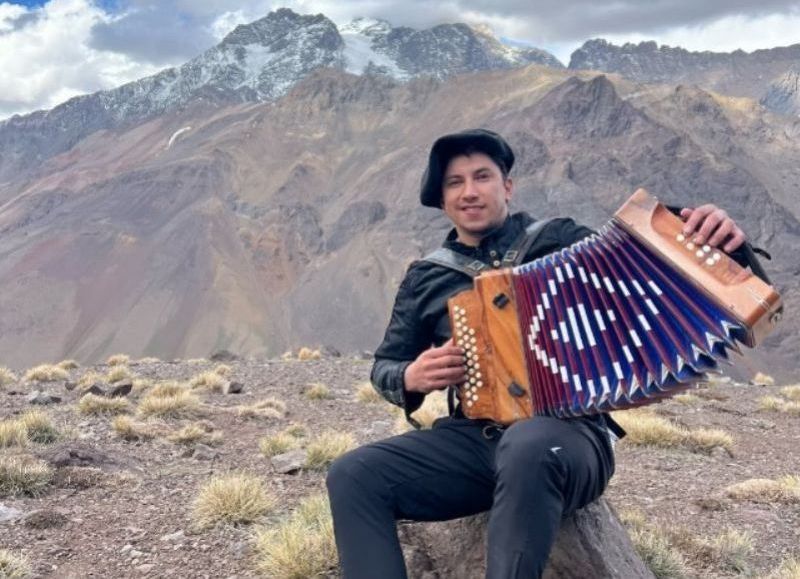 VIDEO | Piko Frank, el artista que hace vibrar al público en cada una de sus presentaciones