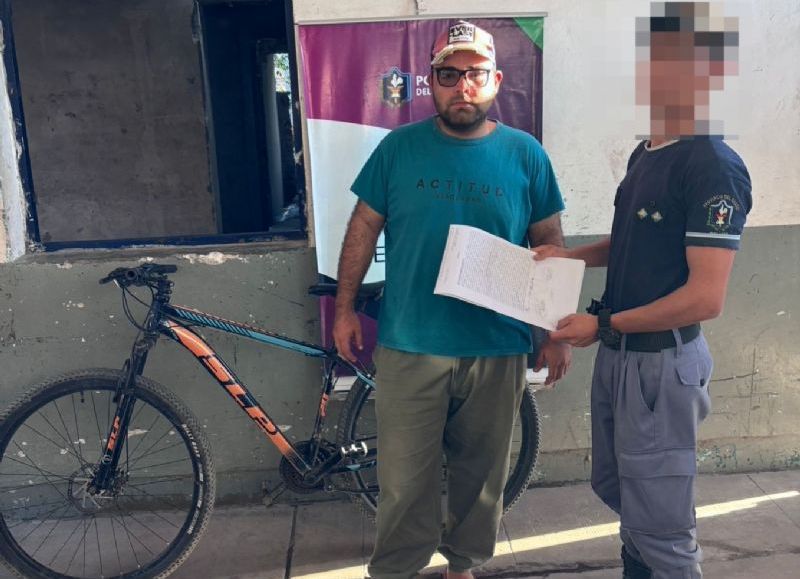 Resistencia: rápida intervención policial permitió recuperar una bicicleta robada frente a una quiniela