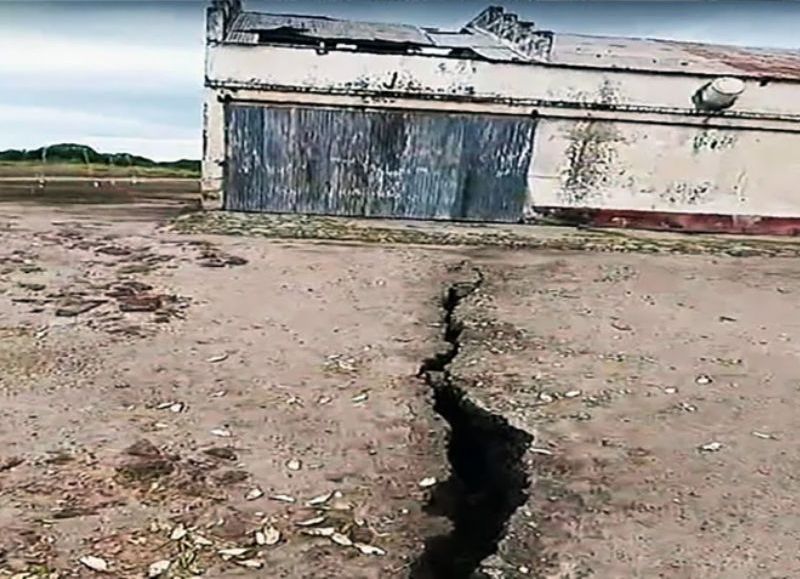 Productores del interior de la provincia alertan que la tierra se abre producto de la sequía