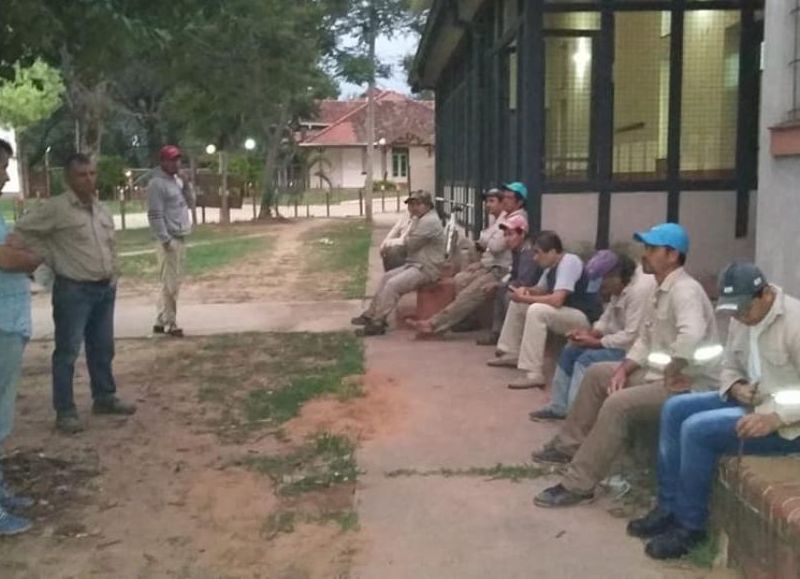 Municipales de la Isla del Cerrito siguen de paro y denuncian "abandono" de Bustamante