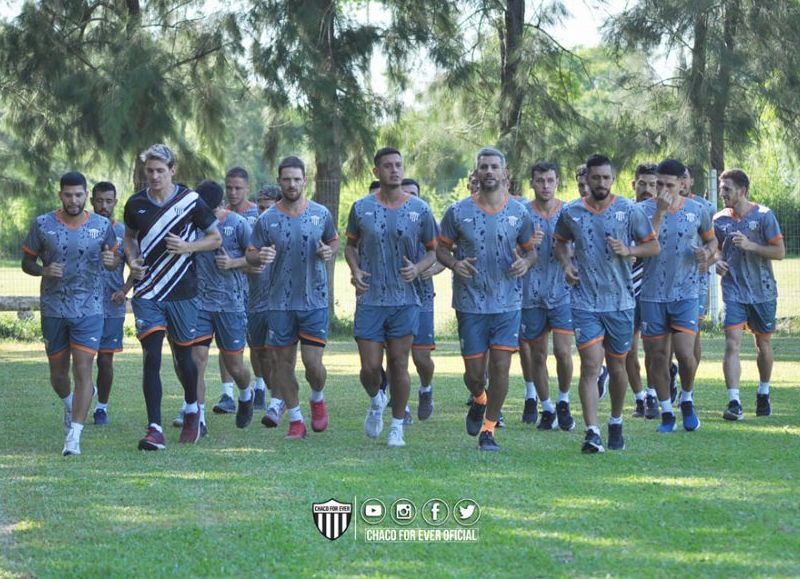 Chaco For Ever presentó cuatro nuevos refuerzos de cara al arranque de la pretemporada y ya entrena