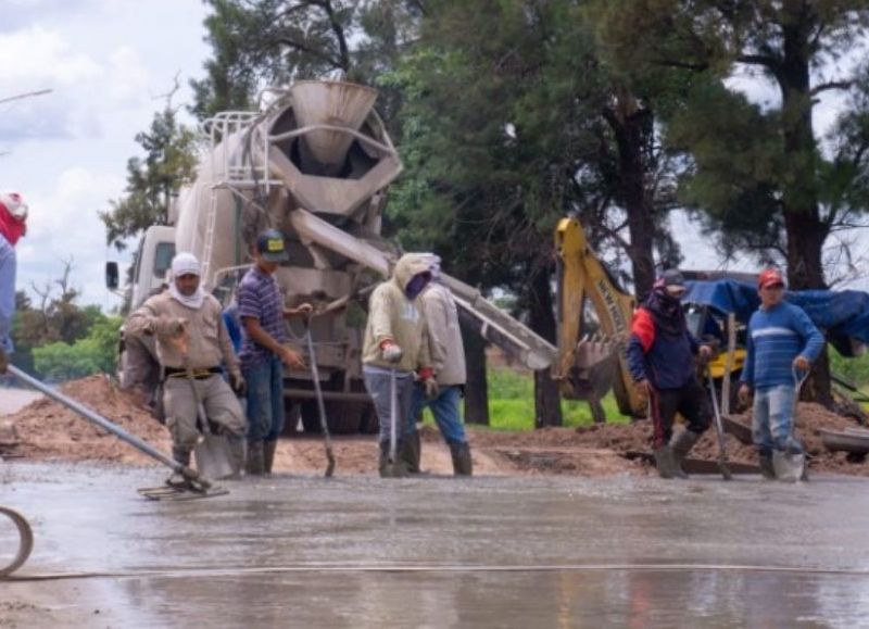 Avanza la repavimentación de la avenida Los Inmigrantes de Sáenz Peña