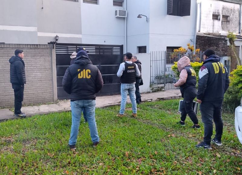 Allanaron la casa del cabo Etudie en Resistencia: secuestraron anotaciones y un teléfono