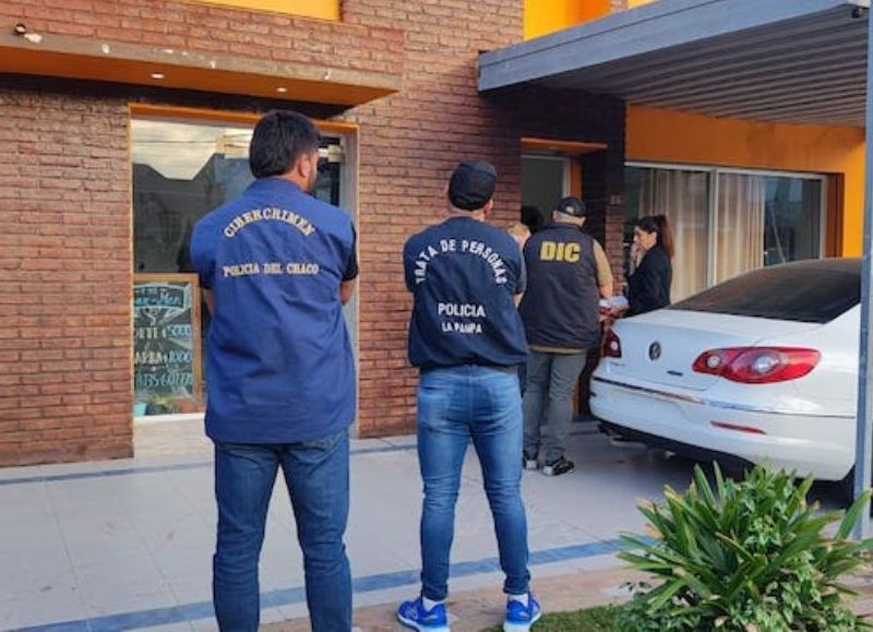 Allanaron domicilios por una causa de hostigamiento virtual en Sáenz Peña y Villa Ángela