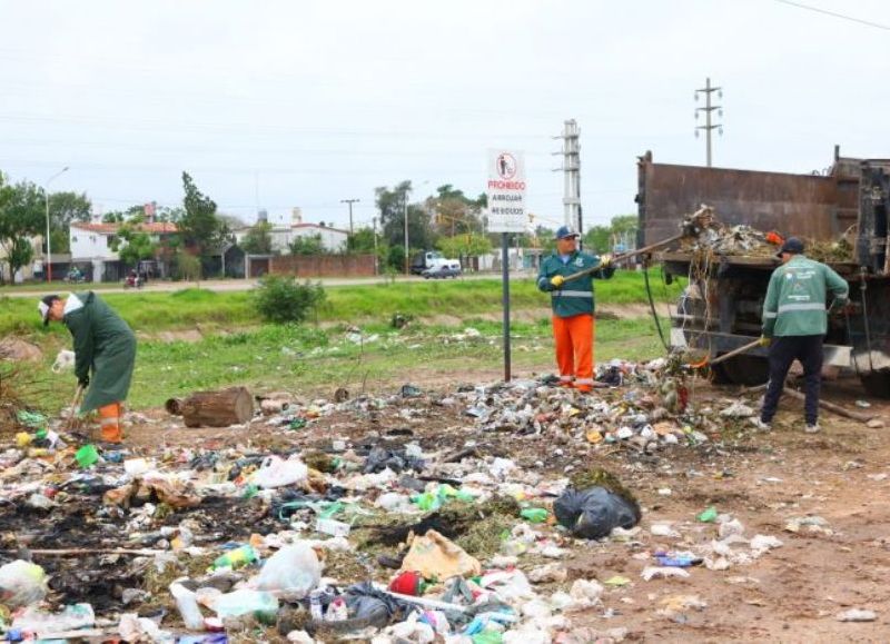 La Municipalidad de Resistencia refuerza la erradicación de minibasurales