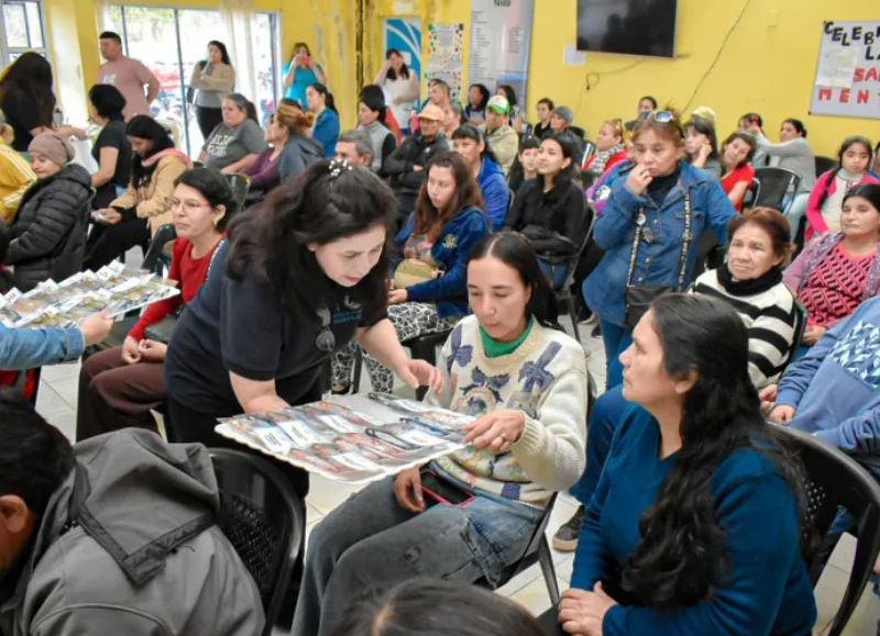 El municipio de Sáenz Peña entregó más de 140 nuevos anteojos de receta