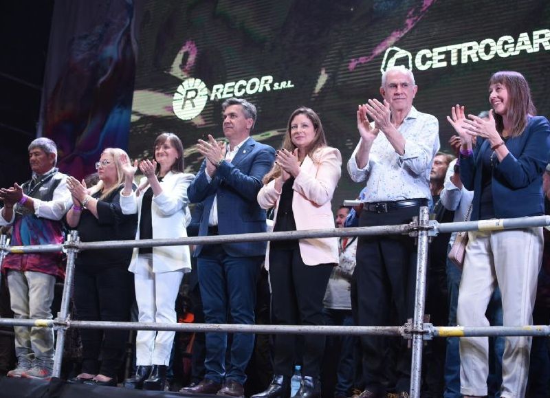 Zdero: "Ratificamos el acompañamiento del Gobierno y nos preparamos para la Bienal del 2026"