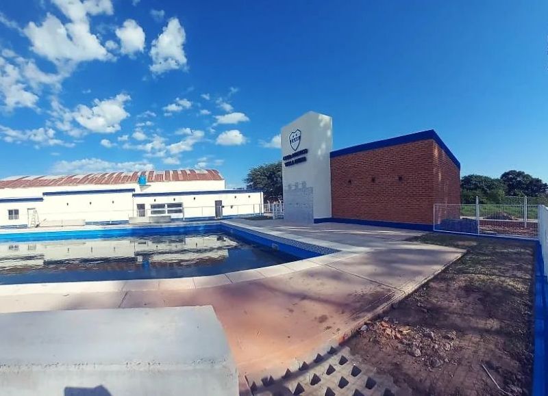 El club Villa Elena inaugura su primer natatorio y marca un hito para el deporte y la recreación
