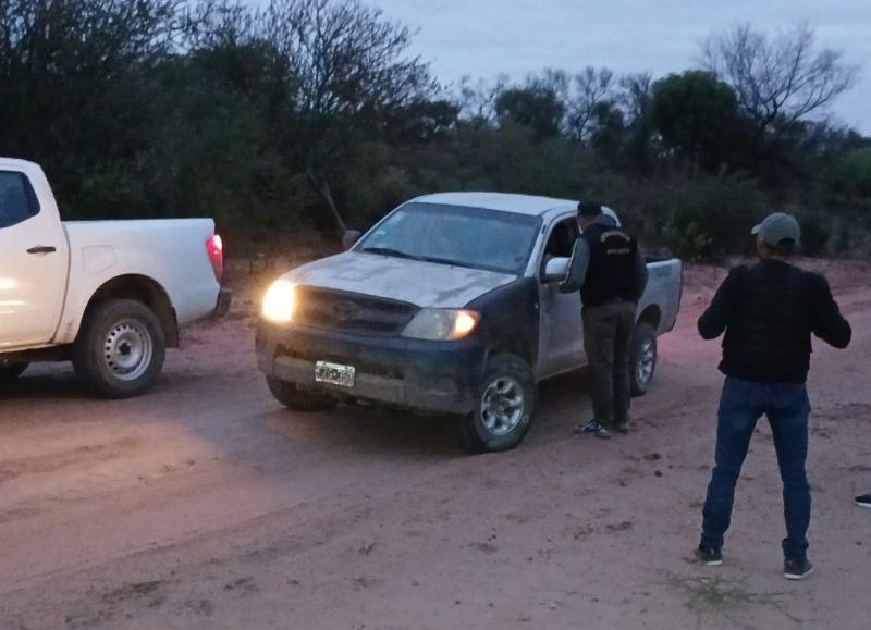 Secuestraron una camioneta con pedido de captura en un operativo tripartito