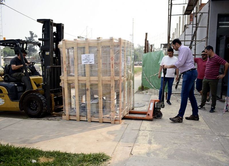 Uncaus recibió la donación de un reactor para duplicar la fabricación de repelentes