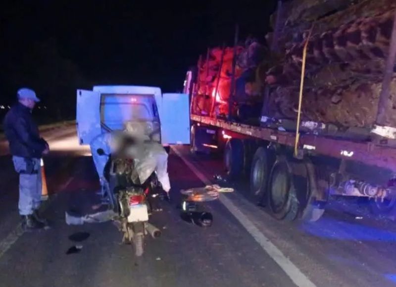 Un hombre murió tras chocar contra un camión detenido sobre la Ruta 16 en Sáenz Peña