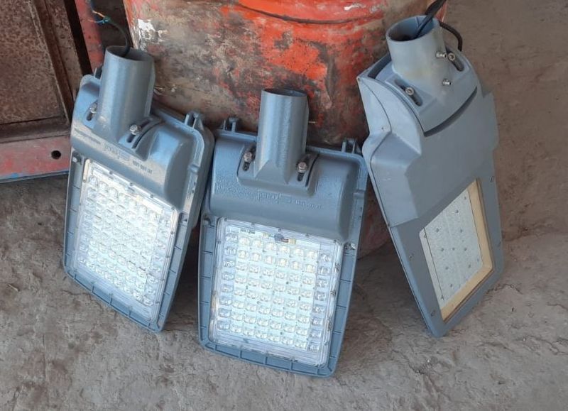 Vendían luces del alumbrado público por Facebook y los descubrieron