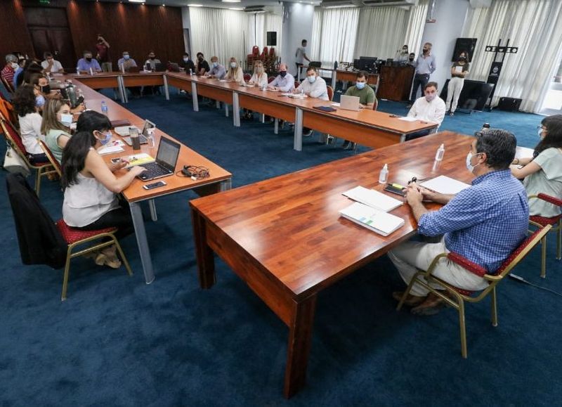 Capitanich marcó agenda a sus funcionarios: 10 políticas públicas y 21 derechos que regirán este año