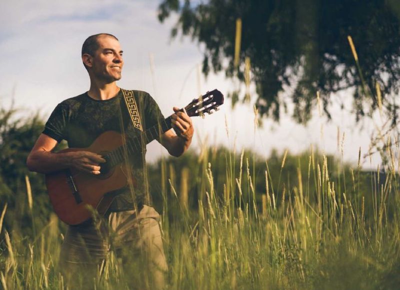 Seba Ibarra presenta su nuevo disco "Universoscopios"