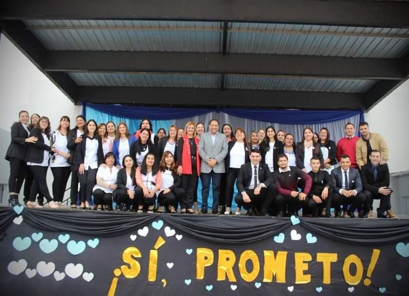 Pampa del Indio: el intendente Karasiuk participó del acto por el Día de la Bandera