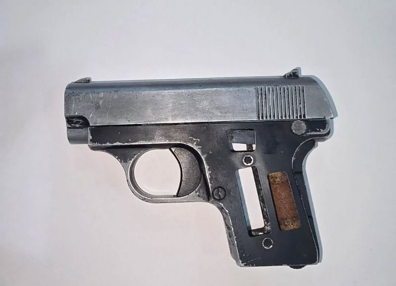 Resistencia: amenazó con una réplica de un arma a un vecino y fue demorado