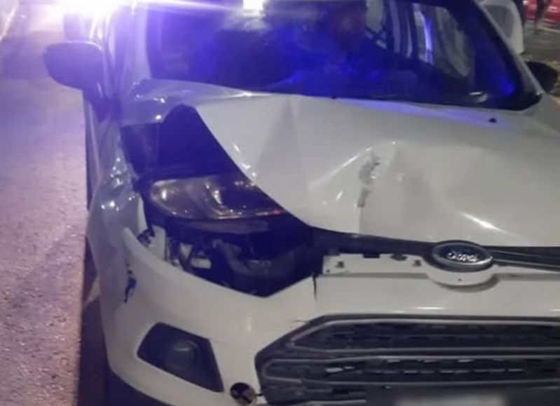 Resistencia: conductor alcoholizado chocó un vehículo estacionado y terminó demorado