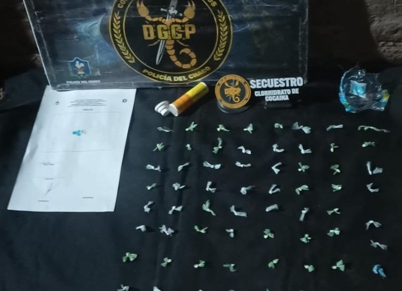 Charata: secuestran 64 “bochitas” de cocaína en un operativo preventivo