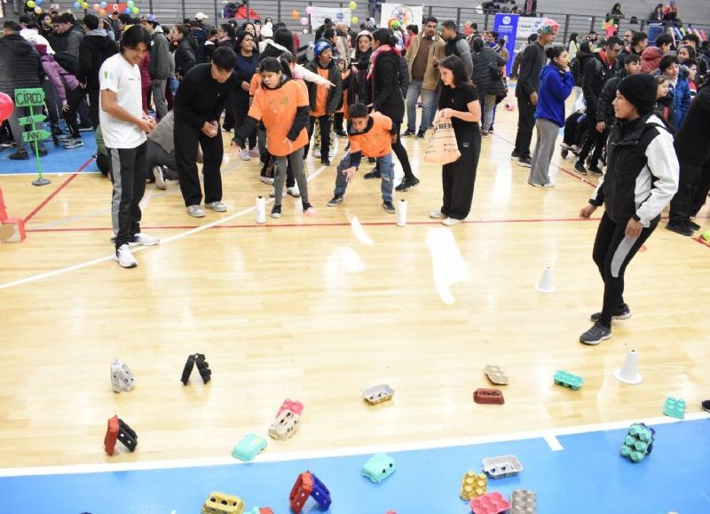 Más de 500 niños y jóvenes compartieron una gran jornada de inclusión en el Jaime Zapata
