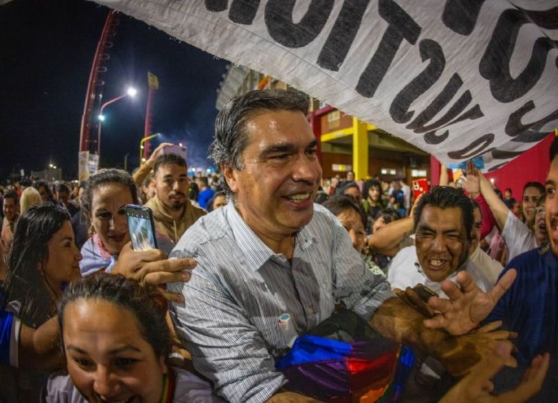 "Los quiero convocar a constituir esa epopeya que significa seguir transformando el Chaco" dijo y criticó a la oposición