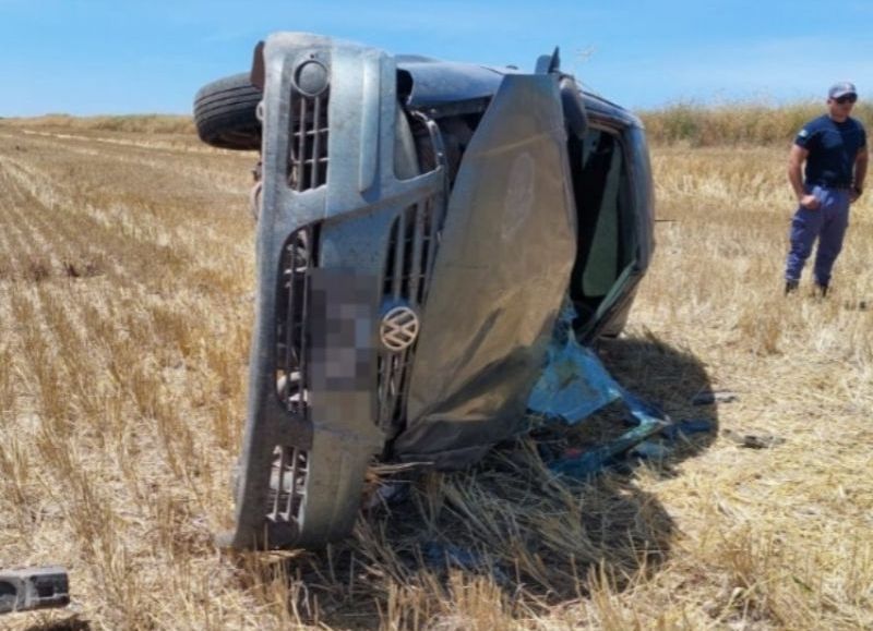 Un vuelco dejó a una pareja herida en Santa Sylvina