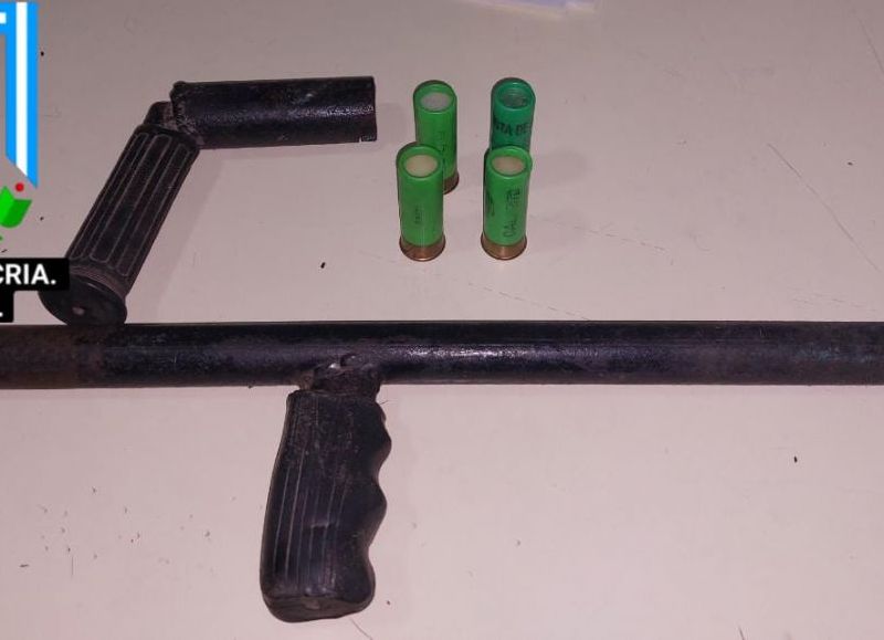 Andaba con una tumbera, pero la Quinta lo detuvo