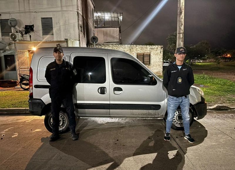 Recuperaron una Kangoo antes de ser desmantelada en la zona Sur de Resistencia