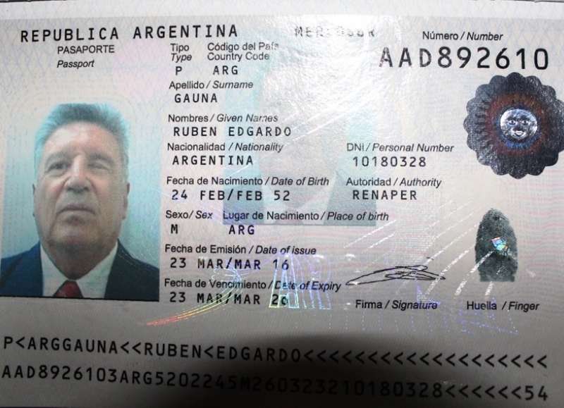 Castelli Un menor ingresó a robar a vivienda de un policía