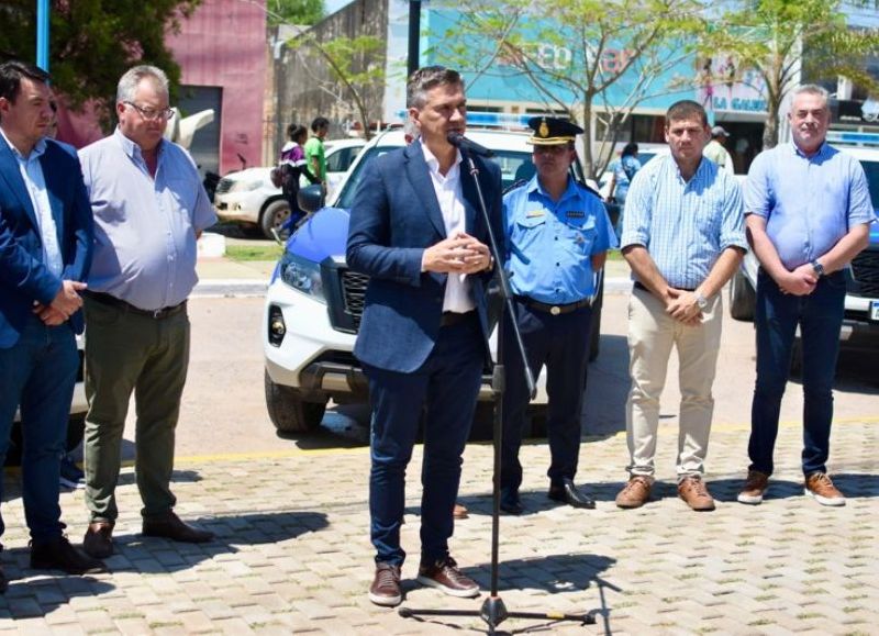 El Gobierno provincial entregó patrulleros para El Impenetrable en Juan José Castelli