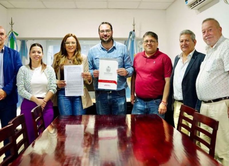 El municipio de Barranqueras y el Centro de Estudios para la Inclusión Social firmaron un convenio para formación