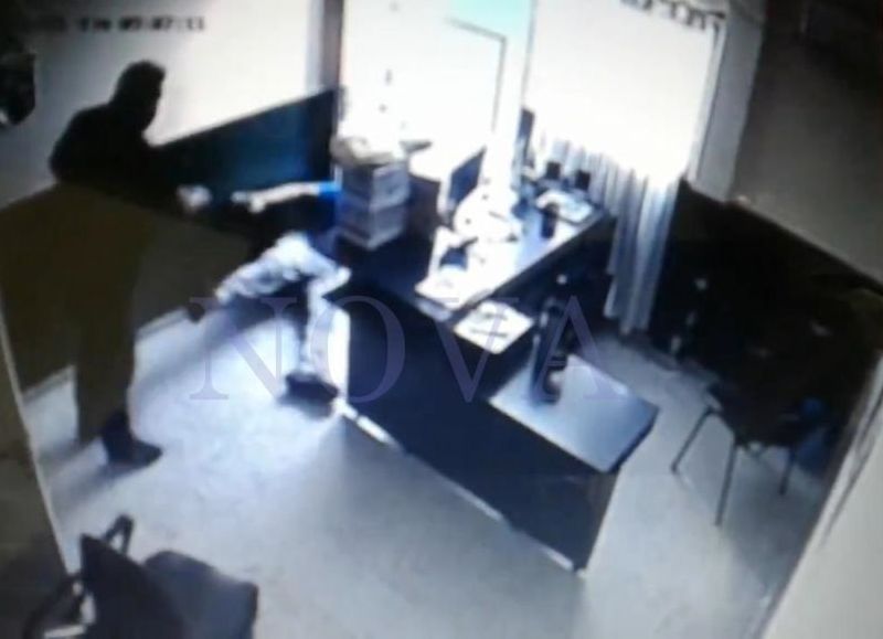 Camioneros: siguen las amenazas; golpean a un allegado de Machado dentro de la sede de Arbo y Blanco