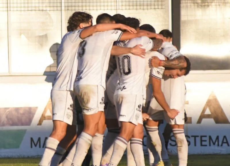Chaco For Ever fue puro corazón en el “Gigante” y celebró ante Colón