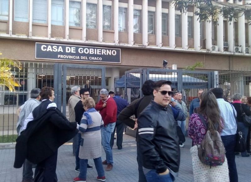 Docentes de escuelas de gestión privada están en crisis y por eso marchan