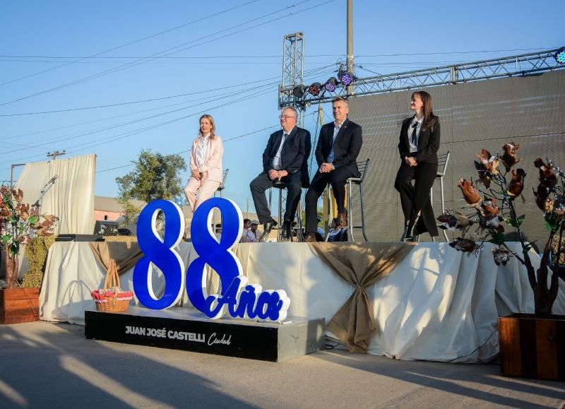 El Gobierno provincial acompañó el acto por el aniversario de Juan José Castelli