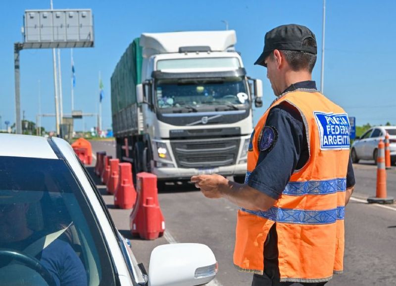 Refuerzan controles viales y preventivos en toda la provincia