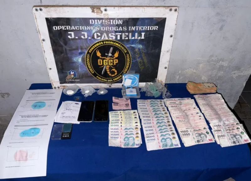 Detuvieron a dos jóvenes con cocaína y dinero en un allanamiento en Juan José Castelli