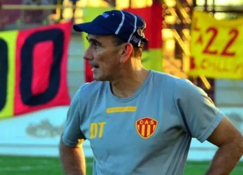 Raúl Valdez renunció como entrenador de Sarmiento en el Torneo Federal “A”