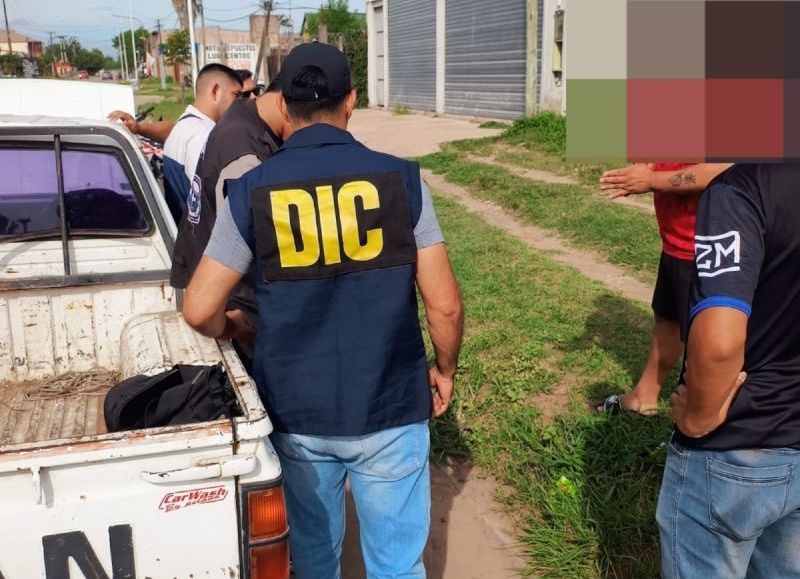 Recuperan una camioneta que había sido robada en Corrientes