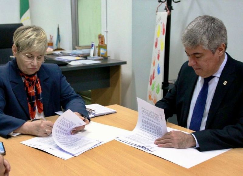 Educación y la UNNE acordaron el fortalecimiento de proyectos académicos